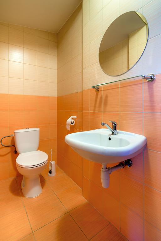 Aparthotel Tamada à Ozorków Extérieur photo